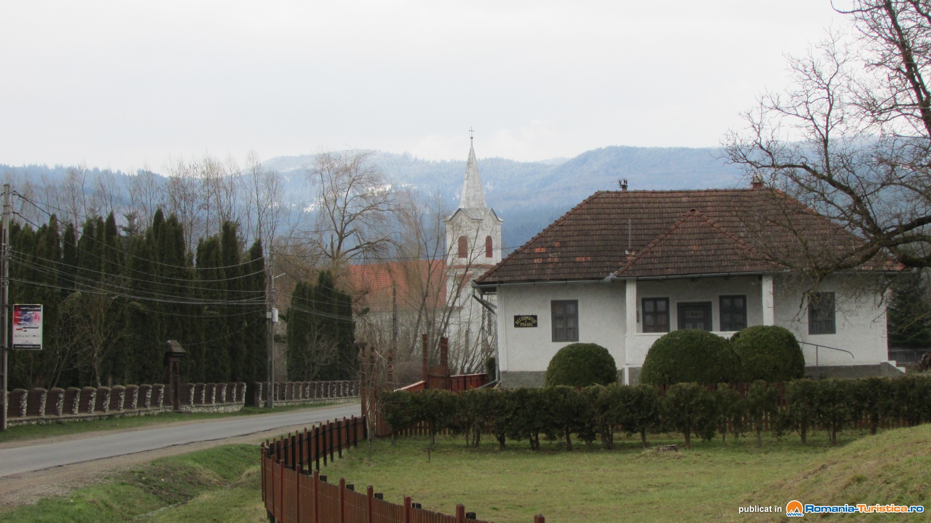 Satul Zăbala - Zabola - Aşezare, istoric, cazare şi atracţii turistice